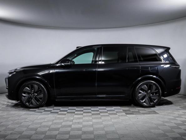 Li Auto (Lixiang) L9 I с пробегом 2023 года, цена 5 290 000 рублей, 77211 км, внедорожник, Автокод Объявления