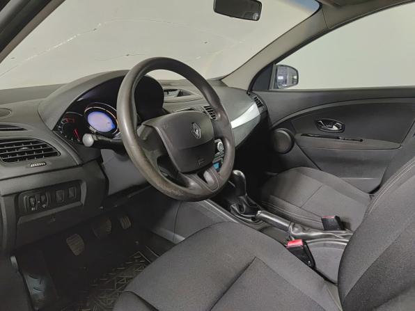 Renault Megane III Рестайлинг 2 с пробегом 2013 года, цена 615 000 рублей, 238436 км, хэтчбек, Автокод Объявления