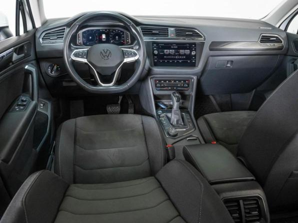Volkswagen Tiguan II Рестайлинг с пробегом 2021 года, цена 3 428 000 рублей, 90364 км, внедорожник, Автокод Объявления
