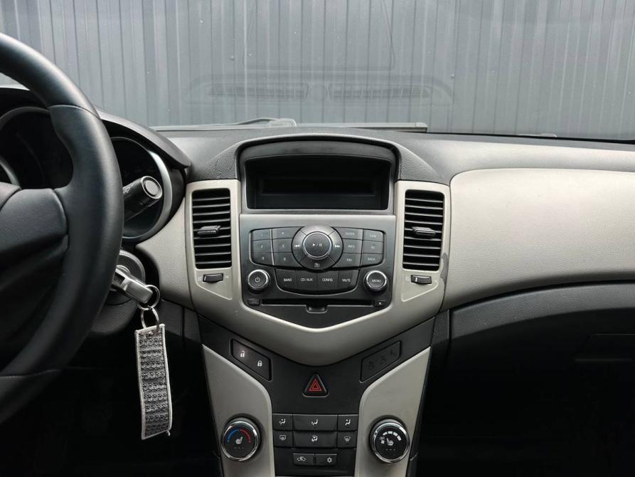 Chevrolet Cruze I Ижевск  - изображение 18