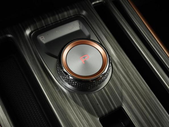 Haval Jolion I Рестайлинг с пробегом 2023 года, цена 2 119 000 рублей, 25438 км, внедорожник, Автокод Объявления