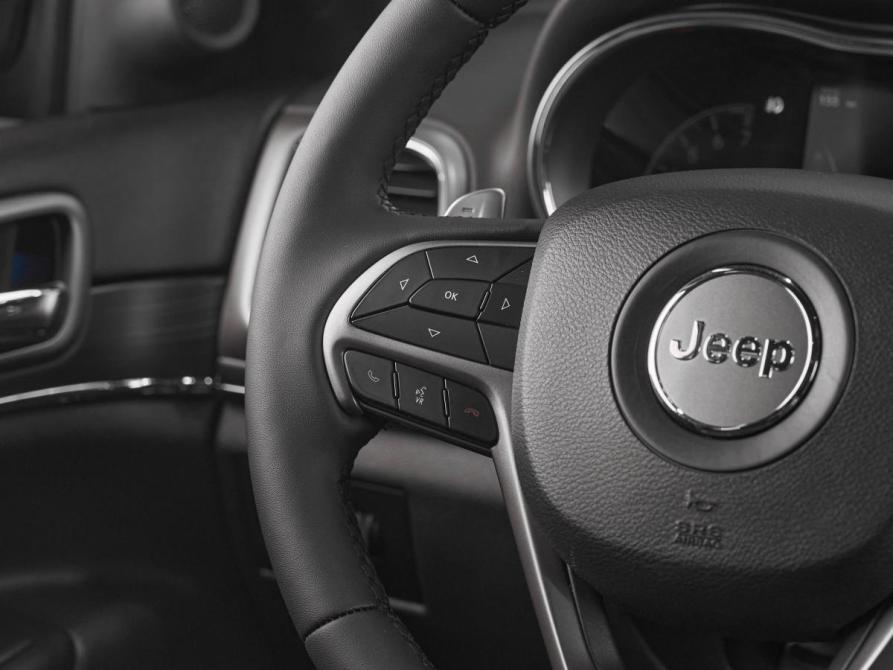 Jeep Grand Cherokee IV (WK2) Рестайлинг Москва  - изображение 14