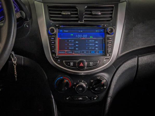 Hyundai Solaris I с пробегом 2012 года, цена 648 900 рублей, 223000 км, седан, Автокод Объявления