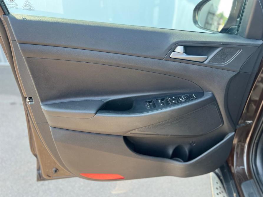 Hyundai Tucson III Санкт-Петербург  - изображение 12