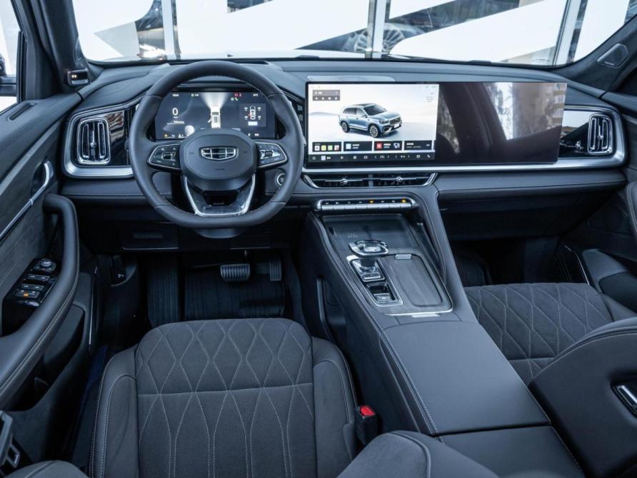 Geely Monjaro I Рестайлинг 2 Ставрополь  - изображение 6