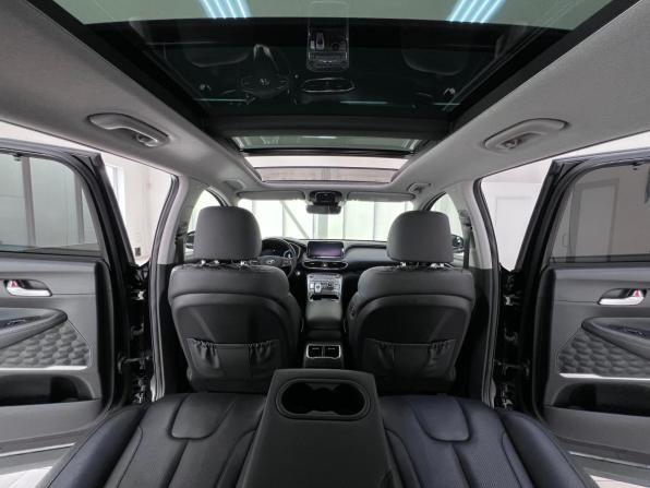 Hyundai Santa Fe IV Рестайлинг с пробегом 2021 года, цена 3 800 000 рублей, 140000 км, внедорожник, Автокод Объявления