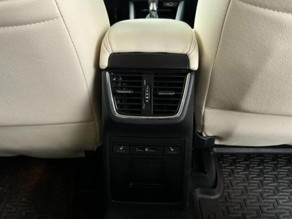 Skoda Octavia III (A7) Рестайлинг с пробегом 2018 года, цена 1 800 000 рублей, 179124 км, лифтбек, Автокод Объявления