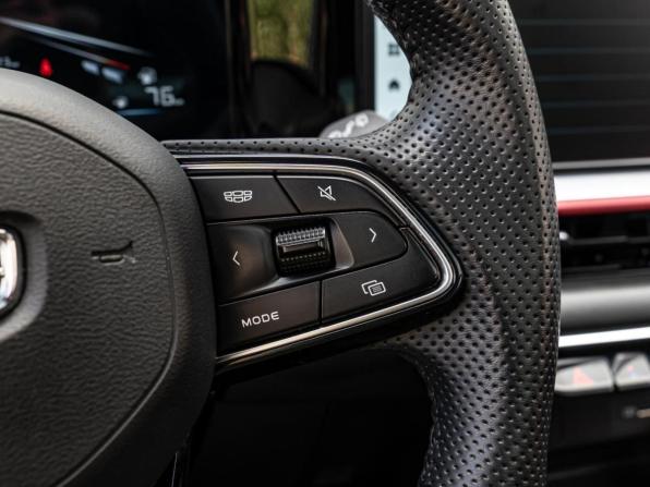Geely Coolray I Рестайлинг с пробегом 2023 года, цена 2 030 000 рублей, 47557 км, внедорожник, Автокод Объявления