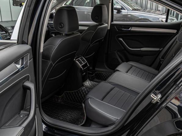 Skoda Superb III Рестайлинг с пробегом 2025 года, цена 3 200 000 рублей, 33 км, лифтбек, Автокод Объявления