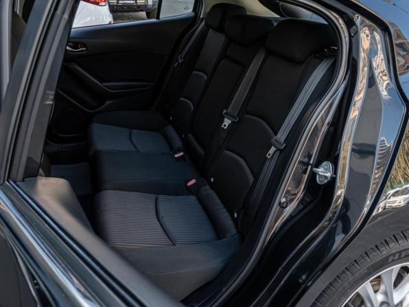Mazda 3 III (BM) с пробегом 2014 года, цена 1 120 000 рублей, 119546 км, хэтчбек, Автокод Объявления