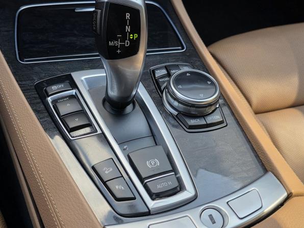 BMW 7 серии V (F01/F02/F04) Рестайлинг с пробегом 2013 года, цена 2 050 000 рублей, 282823 км, седан, Автокод Объявления