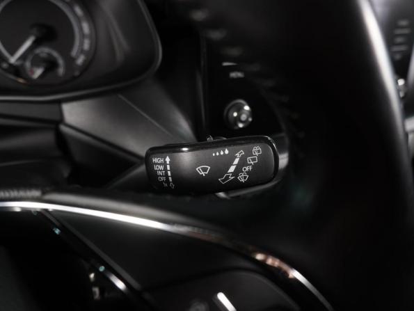 Skoda Rapid II с пробегом 2021 года, цена 1 629 000 рублей, 90430 км, лифтбек, Автокод Объявления