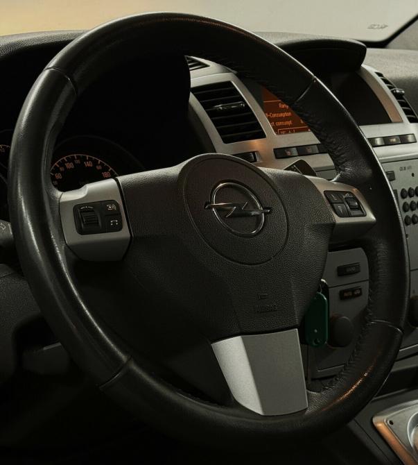 Opel Zafira B Рестайлинг Москва  - изображение 11