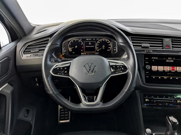 Volkswagen Tiguan II Рестайлинг с пробегом 2021 года, цена 2 999 000 рублей, 170071 км, внедорожник, Автокод Объявления