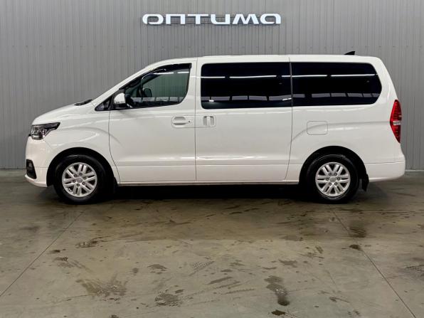 Hyundai H-1 II Рестайлинг 2 с пробегом 2019 года, цена 3 147 000 рублей, 80476 км, минивэн, Автокод Объявления