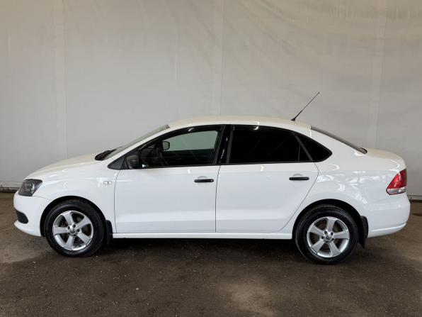 Volkswagen Polo V с пробегом 2011 года, цена 895 000 рублей, 70090 км, седан, Автокод Объявления