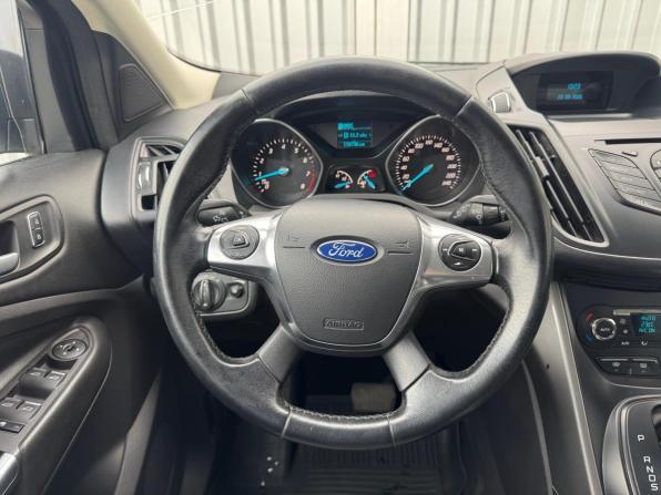Ford Kuga II с пробегом 2015 года, цена 1 175 000 рублей, 110700 км, внедорожник, Автокод Объявления