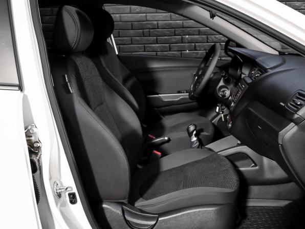 Kia Rio III Рестайлинг с пробегом 2015 года, цена 1 050 000 рублей, 125254 км, седан, Автокод Объявления