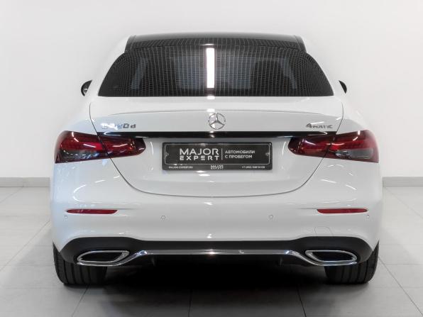 Mercedes-Benz E-Класс V (W213 S213 C238) Рестайлинг с пробегом 2021 года, цена 5 600 000 рублей, 34586 км, седан, Автокод Объявления