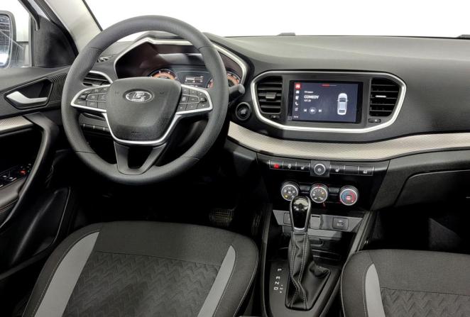 Lada (ВАЗ) Vesta I Рестайлинг (NG) с пробегом 2024 года, цена 1 299 000 рублей, 27240 км, седан, Автокод Объявления