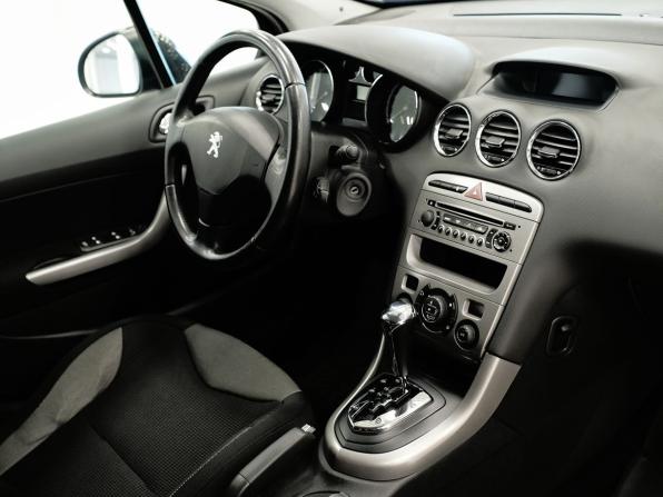 Peugeot 308 I Рестайлинг с пробегом 2012 года, цена 571 000 рублей, 124928 км, хэтчбек, Автокод Объявления
