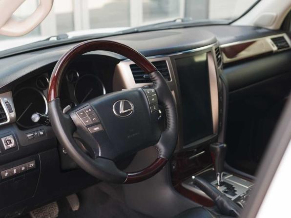 Lexus LX III Рестайлинг с пробегом 2013 года, цена 4 700 000 рублей, 165696 км, внедорожник, Автокод Объявления
