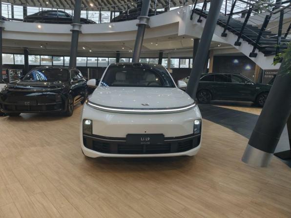 Новый Li Auto (Lixiang) L9 I Рестайлинг 2025 года, цена 11 600 000 рублей, внедорожник, Автокод Объявления