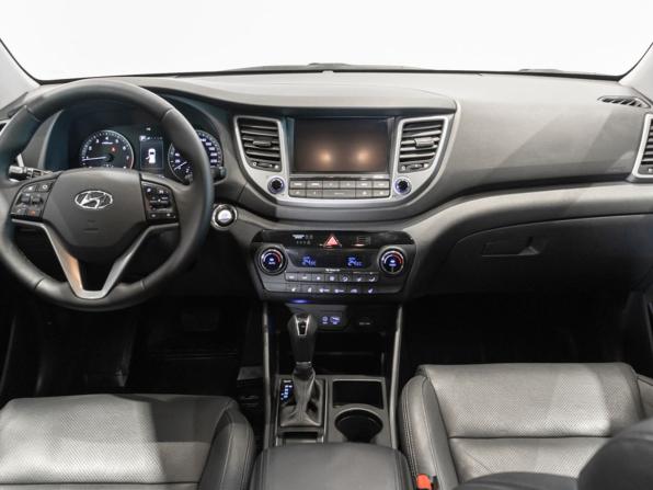 Hyundai Tucson III с пробегом 2016 года, цена 1 894 900 рублей, 206882 км, внедорожник, Автокод Объявления