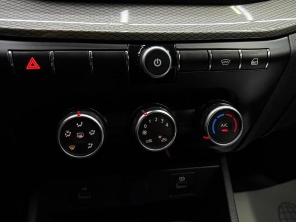 Lada (ВАЗ) Vesta I Рестайлинг (NG) с пробегом 2023 года, цена 1 130 000 рублей, 63279 км, седан, Автокод Объявления