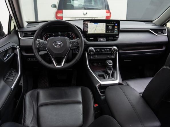Toyota RAV4 V (XA50) с пробегом 2019 года, цена 3 150 000 рублей, 92431 км, внедорожник, Автокод Объявления