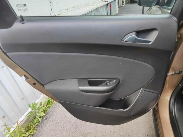Opel Astra J Рестайлинг с пробегом 2012 года, цена 755 000 рублей, 158397 км, седан, Автокод Объявления