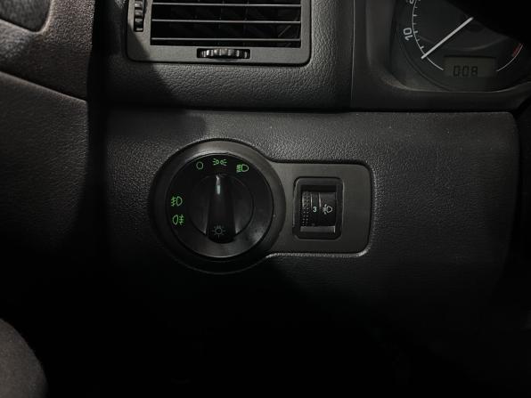 Skoda Octavia I (A4) Рестайлинг с пробегом 2007 года, цена 330 000 рублей, 306981 км, лифтбек, Автокод Объявления