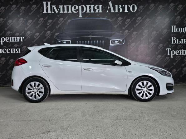 Kia Ceed II Рестайлинг с пробегом 2017 года, цена 1 245 000 рублей, 117159 км, хэтчбек, Автокод Объявления