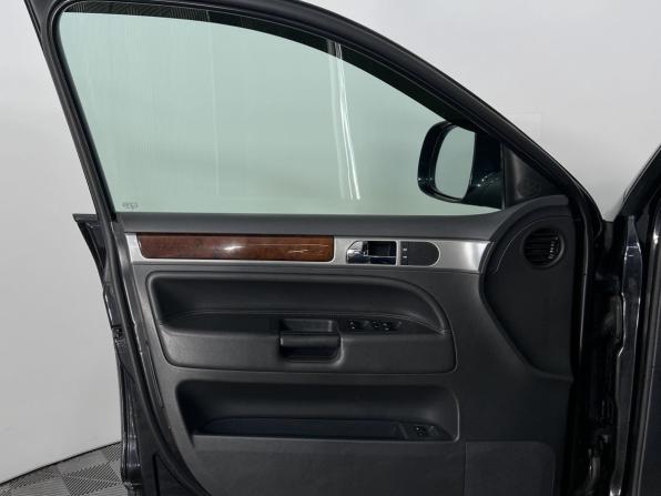 Volkswagen Touareg I Рестайлинг с пробегом 2008 года, цена 999 000 рублей, 232000 км, внедорожник, Автокод Объявления