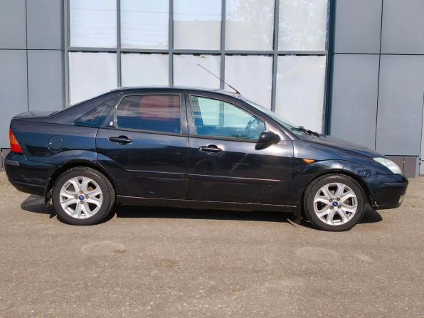 Ford Focus I Рестайлинг с пробегом 2004 года, цена 255 000 рублей, 360000 км, седан, Автокод Объявления