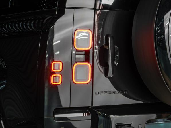 Новый Land Rover Defender II 2026 года, цена 16 890 000 рублей, внедорожник, Автокод Объявления