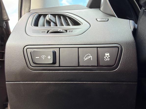 Hyundai ix35 I с пробегом 2011 года, цена 995 000 рублей, 220000 км, внедорожник, Автокод Объявления