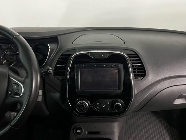 Renault Kaptur I с пробегом 2016 года, цена 999 000 рублей, 201000 км, внедорожник, Автокод Объявления