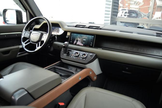 Land Rover Defender II с пробегом 2020 года, цена 6 190 000 рублей, 90370 км, внедорожник, Автокод Объявления
