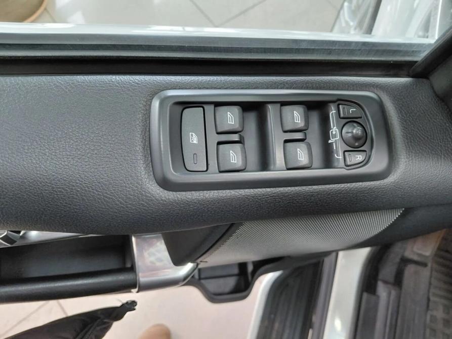 Land Rover Discovery IV Москва  - изображение 18