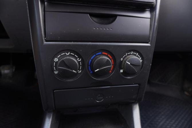 Lada (ВАЗ) Priora I с пробегом 2011 года, цена 300 000 рублей, 160635 км, хэтчбек, Автокод Объявления