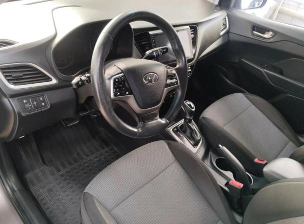 Hyundai Solaris II с пробегом 2019 года, цена 1 300 941 рубль, 155343 км, седан, Автокод Объявления
