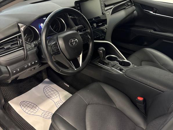 Toyota Camry VIII (XV70) Рестайлинг с пробегом 2022 года, цена 3 350 000 рублей, 33110 км, седан, Автокод Объявления