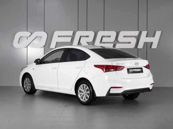 Hyundai Solaris II с пробегом 2017 года, цена 1 449 000 рублей, 120740 км, седан, Автокод Объявления