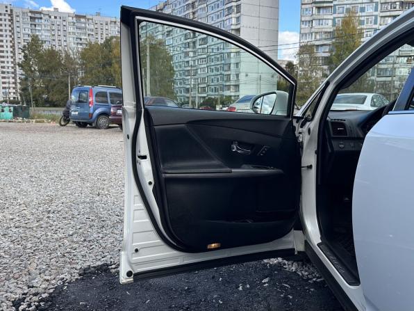 Toyota Venza I Рестайлинг с пробегом 2013 года, цена 2 199 000 рублей, 195135 км, внедорожник, Автокод Объявления