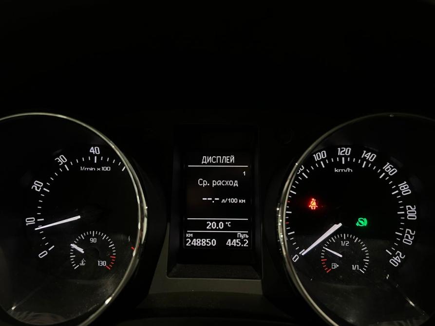 Skoda Yeti I Рестайлинг Санкт-Петербург  - изображение 12