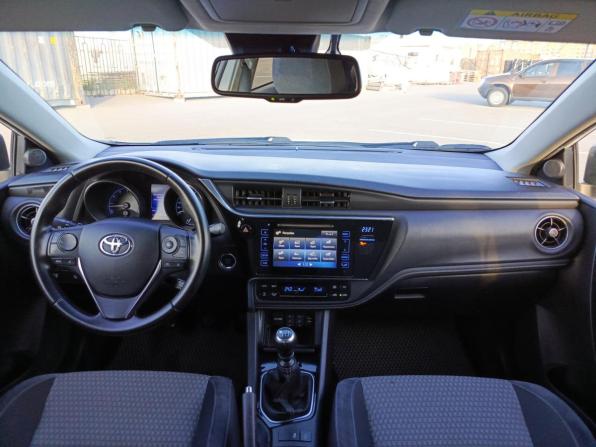 Toyota Auris II Рестайлинг с пробегом 2018 года, цена 1 385 000 рублей, 125522 км, универсал, Автокод Объявления
