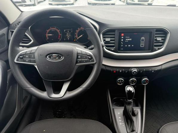 Lada (ВАЗ) Vesta I Рестайлинг (NG) с пробегом 2024 года, цена 1 379 000 рублей, 17100 км, седан, Автокод Объявления