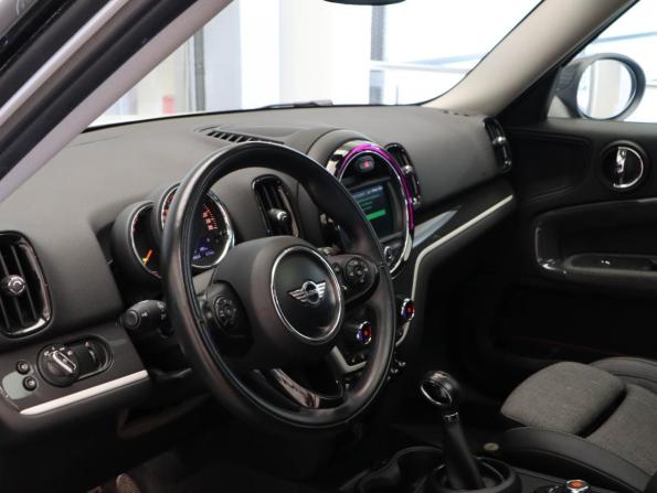 Mini Countryman II с пробегом 2017 года, цена 2 750 000 рублей, 66623 км, внедорожник, Автокод Объявления
