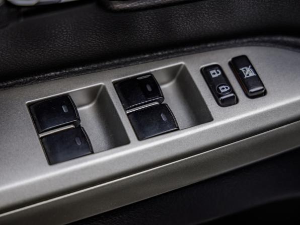 Toyota Land Cruiser 200 Series Рестайлинг 1 с пробегом 2012 года, цена 5 498 000 рублей, 289000 км, внедорожник, Автокод Объявления